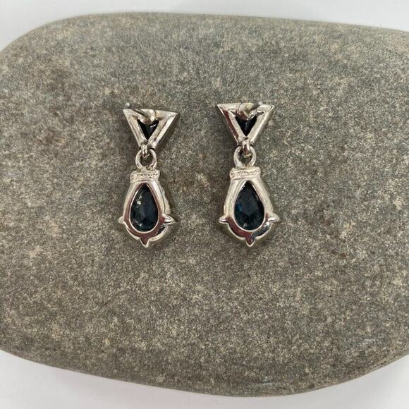Monet Blue Topaz Hematite Dangle Drop Statement Earrings - Picture 6 of 12